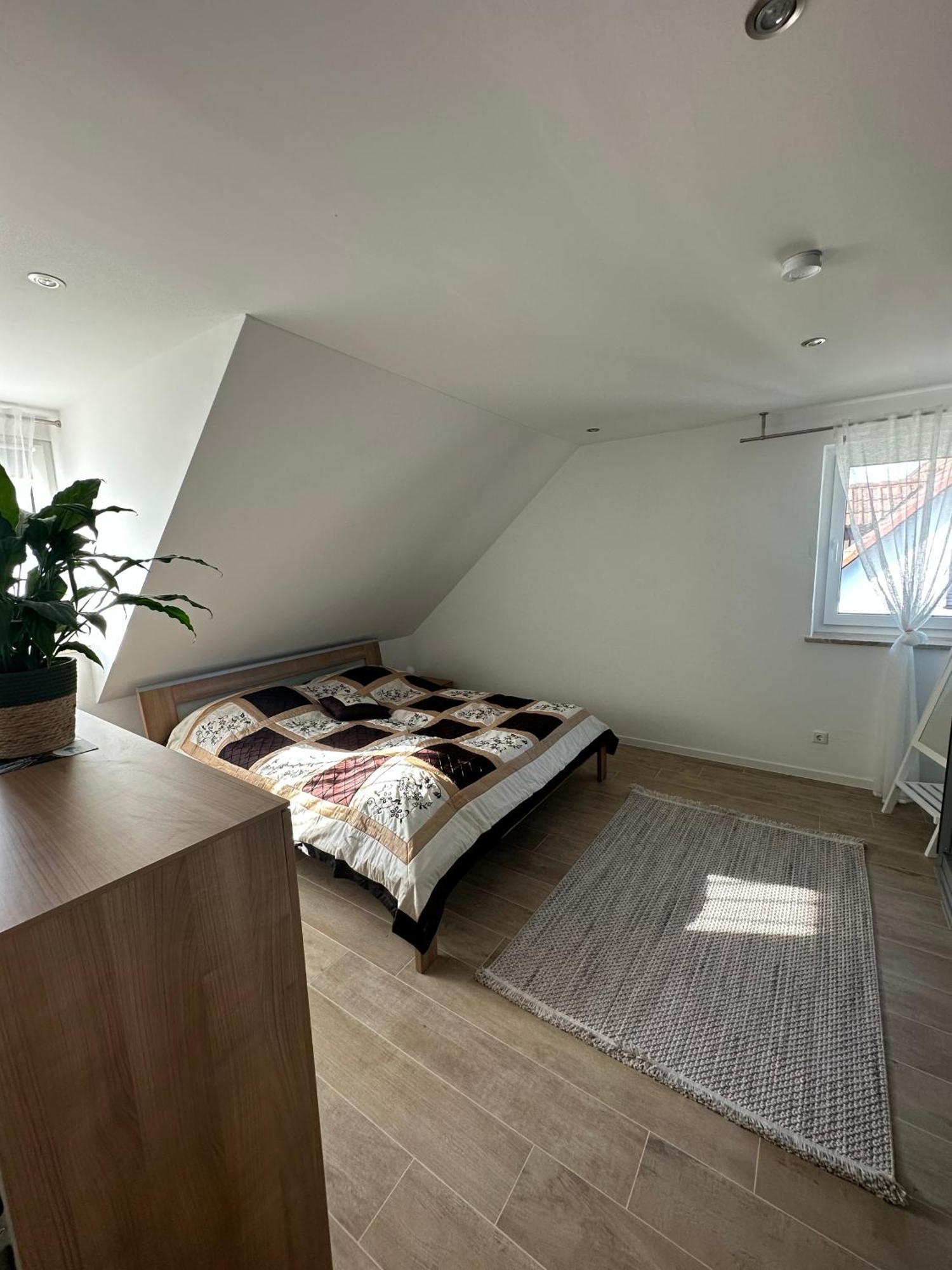 Gemuetlich Modern Apartment *